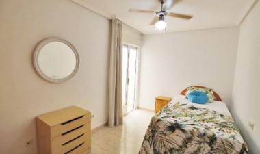 Resale - Apartment / flat - Guardamar del Segura - Calle Cartagena