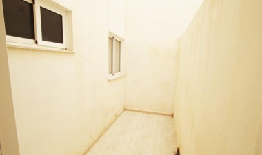 Resale - Apartment / flat - Guardamar del Segura - Calle Cartagena