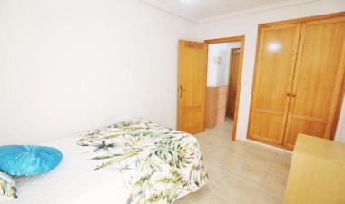 Resale - Apartment / flat - Guardamar del Segura - Calle Cartagena