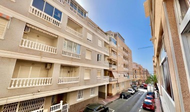 Resale - Apartment / flat - Torrevieja - Costa Blanca