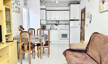 Resale - Apartment / flat - Torrevieja - Costa Blanca