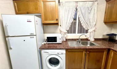 Resale - Apartment / flat - Torrevieja - Centro