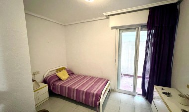 Resale - Apartment / flat - Torrevieja - Centro