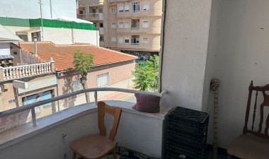 Resale - Apartment / flat - Torrevieja - torrevieja