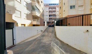 Resale - Apartment / flat - Torrevieja - Costa Blanca