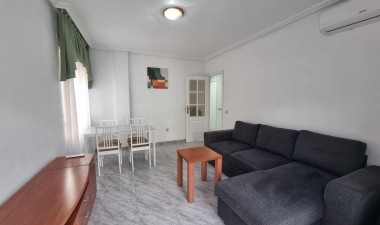 Resale - Apartment / flat - Torrevieja - Costa Blanca