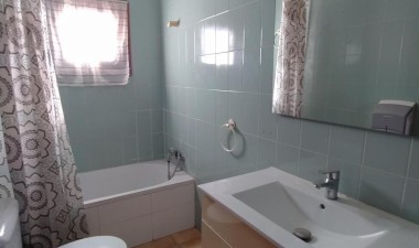 Resale - Apartment / flat - Torrevieja - La Mata