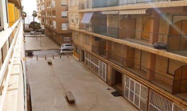 Resale - Apartment / flat - Torrevieja - Acequion