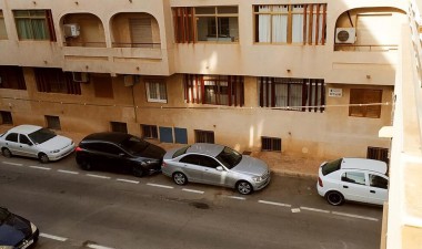 Resale - Apartment / flat - Torrevieja - Acequion