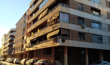 Resale - Apartment / flat - Torrevieja - Acequion