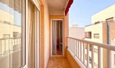 Resale - Apartment / flat - Torrevieja - Costa Blanca