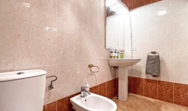 Resale - Apartment / flat - Torrevieja - Costa Blanca