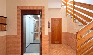 Resale - Apartment / flat - Torrevieja - Costa Blanca