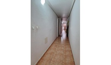 Resale - Apartment / flat - Torrevieja - Costa Blanca