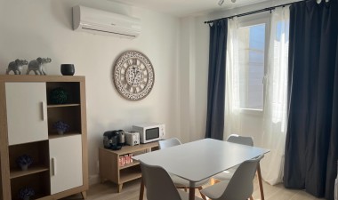 Resale - Apartment / flat - Dolores - Centro