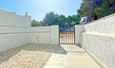 Resale - Villa - Orihuela Costa - Costa Blanca