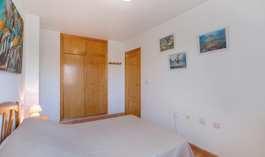 Resale - Apartment / flat - Torrevieja - Centro