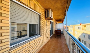 Resale - Apartment / flat - La Mata - Costa Blanca