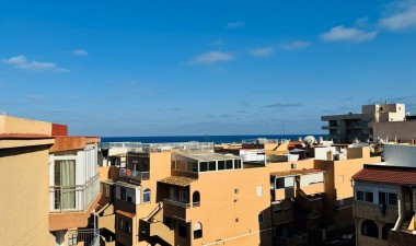 Resale - Apartment / flat - La Mata - Costa Blanca