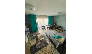 Resale - Apartment / flat - Torrevieja - Centro