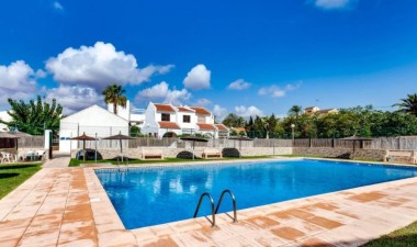 Resale - Town House - Torrevieja - Calas Blanca