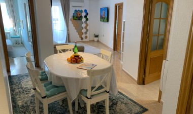 Resale - Apartment / flat - Torrevieja - Costa Blanca