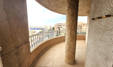 Resale - Apartment / flat - Torrevieja - El Molino