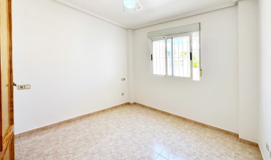 Resale - Bungalow - San Miguel de Salinas - Inland