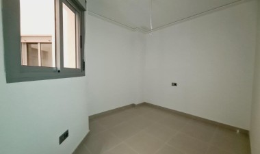 Resale - Apartment / flat - La Mata - Costa Blanca