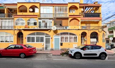 Resale - Apartment / flat - Torrevieja - Costa Blanca