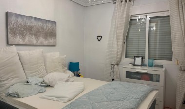 Resale - Apartment / flat - Guardamar del Segura - Costa Blanca