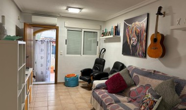 Resale - Apartment / flat - Guardamar del Segura - Costa Blanca