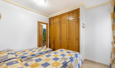 Resale - Apartment / flat - Torrevieja - La Mata