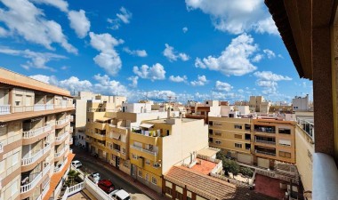 Resale - Apartment / flat - La Mata - Costa Blanca