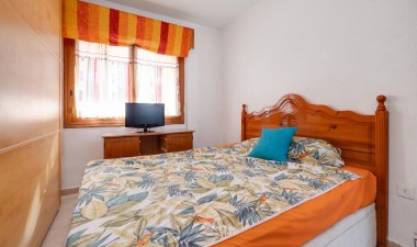 Resale - Bungalow - Torrevieja - Costa Blanca