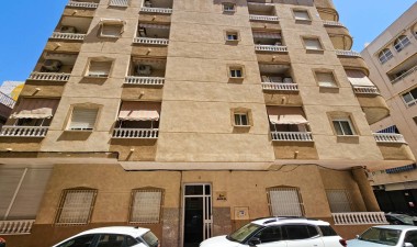 Resale - Apartment / flat - Torrevieja - Costa Blanca