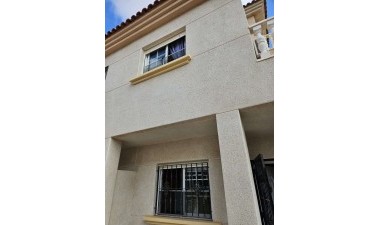 Resale - Bungalow - Torrevieja - Costa Blanca