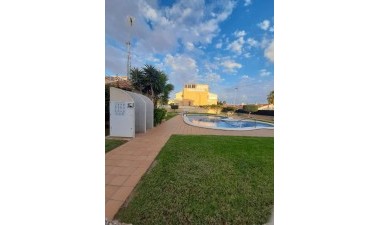 Resale - Bungalow - Torrevieja - Costa Blanca