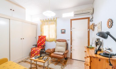 Resale - Bungalow - Torrevieja - Los Frutales