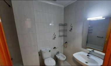 Resale - Apartment / flat - Torrevieja - La Mata