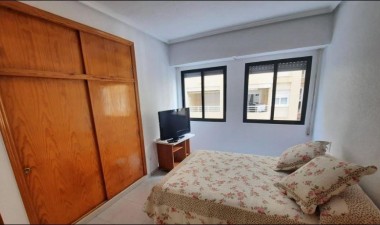 Resale - Apartment / flat - Torrevieja - La Mata