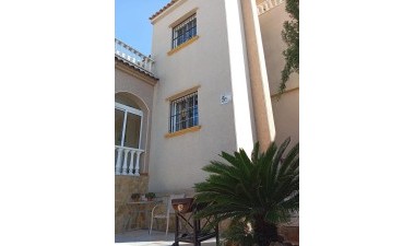 Resale - Bungalow - Orihuela Costa - PAU 26