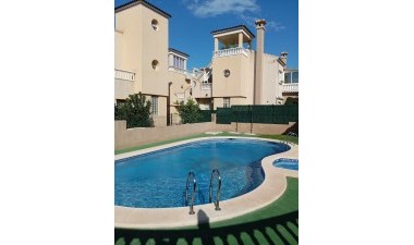 Resale - Bungalow - Orihuela Costa - PAU 26