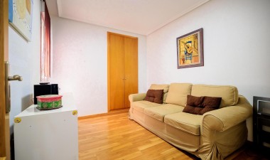 Resale - Penthouse - Torrevieja - Puerto