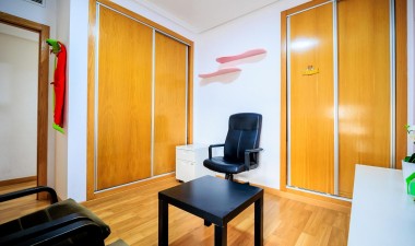 Resale - Penthouse - Torrevieja - Puerto