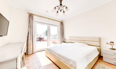 Resale - Villa - Orihuela Costa - La Zenia