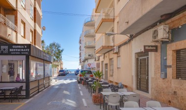 Odsprzedaż - Dom - Torrevieja - Playa de los Locos