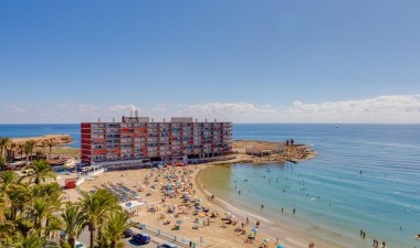 Odsprzedaż - Dom - Torrevieja - Playa de los Locos