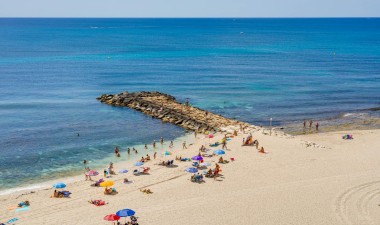 Odsprzedaż - Dom - Torrevieja - Playa de los Locos