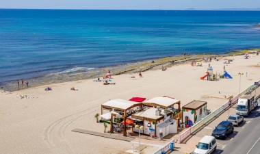 Odsprzedaż - Dom - Torrevieja - Playa de los Locos